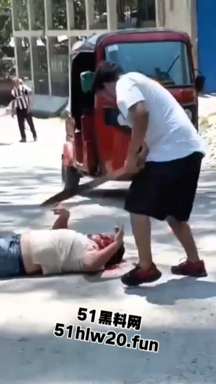 哥伦比亚街头砍人事件现场图片3
