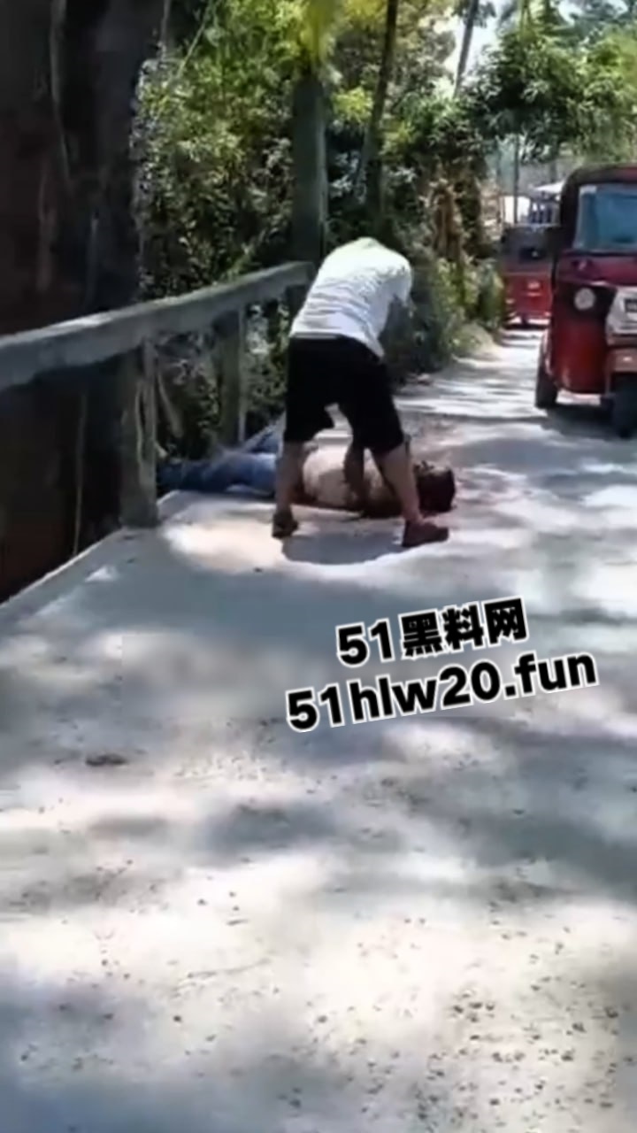 哥伦比亚街头砍人事件现场图片5