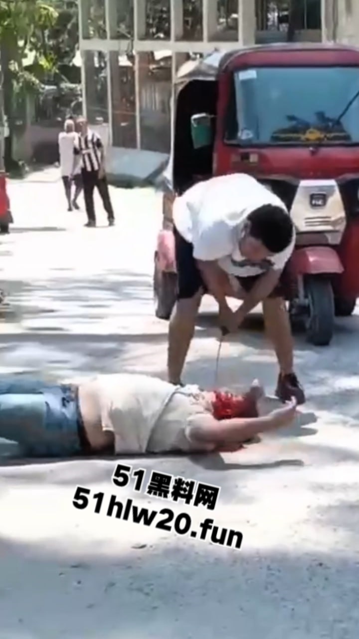 哥伦比亚街头砍人事件现场图片6