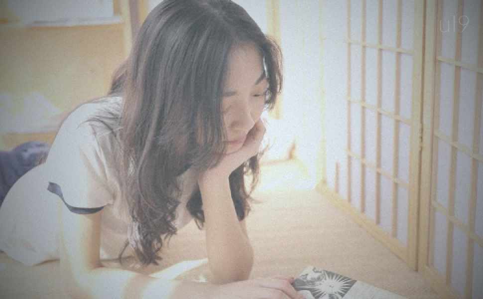 从网红YourSmallDoll视频合集看网络色情内容传播的社会法律反思